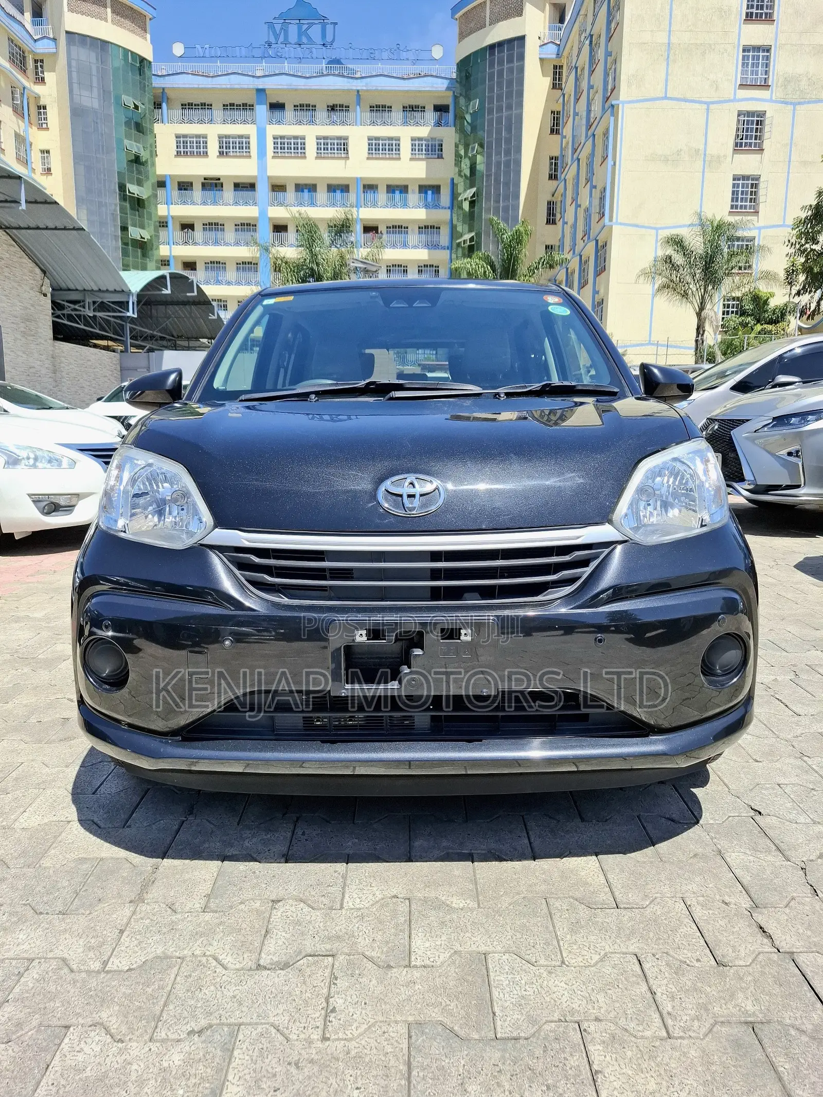 Toyota Passo 1.0 FWD 2019 Black