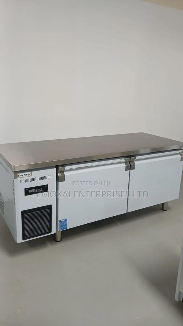 Snow Village 353L Undercounter ( Freezer)