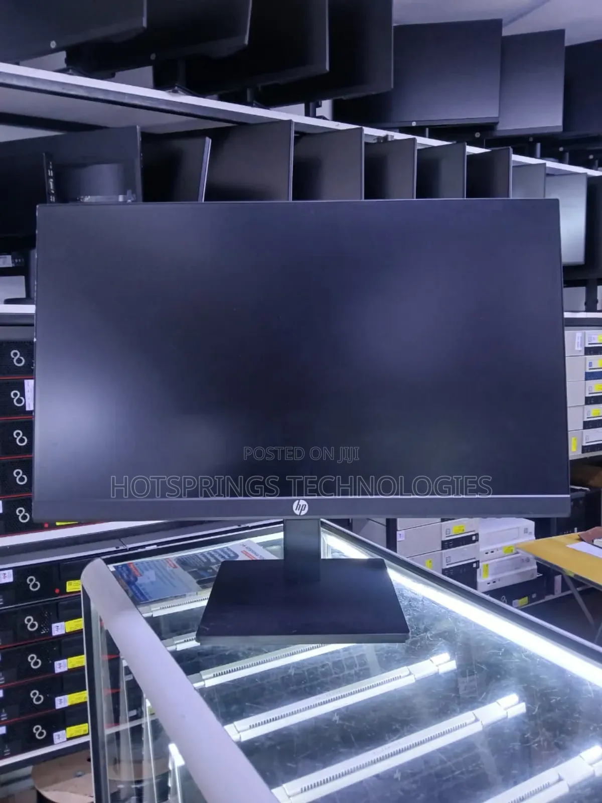 HP P24h G4
24-Inch Frameless Monitor