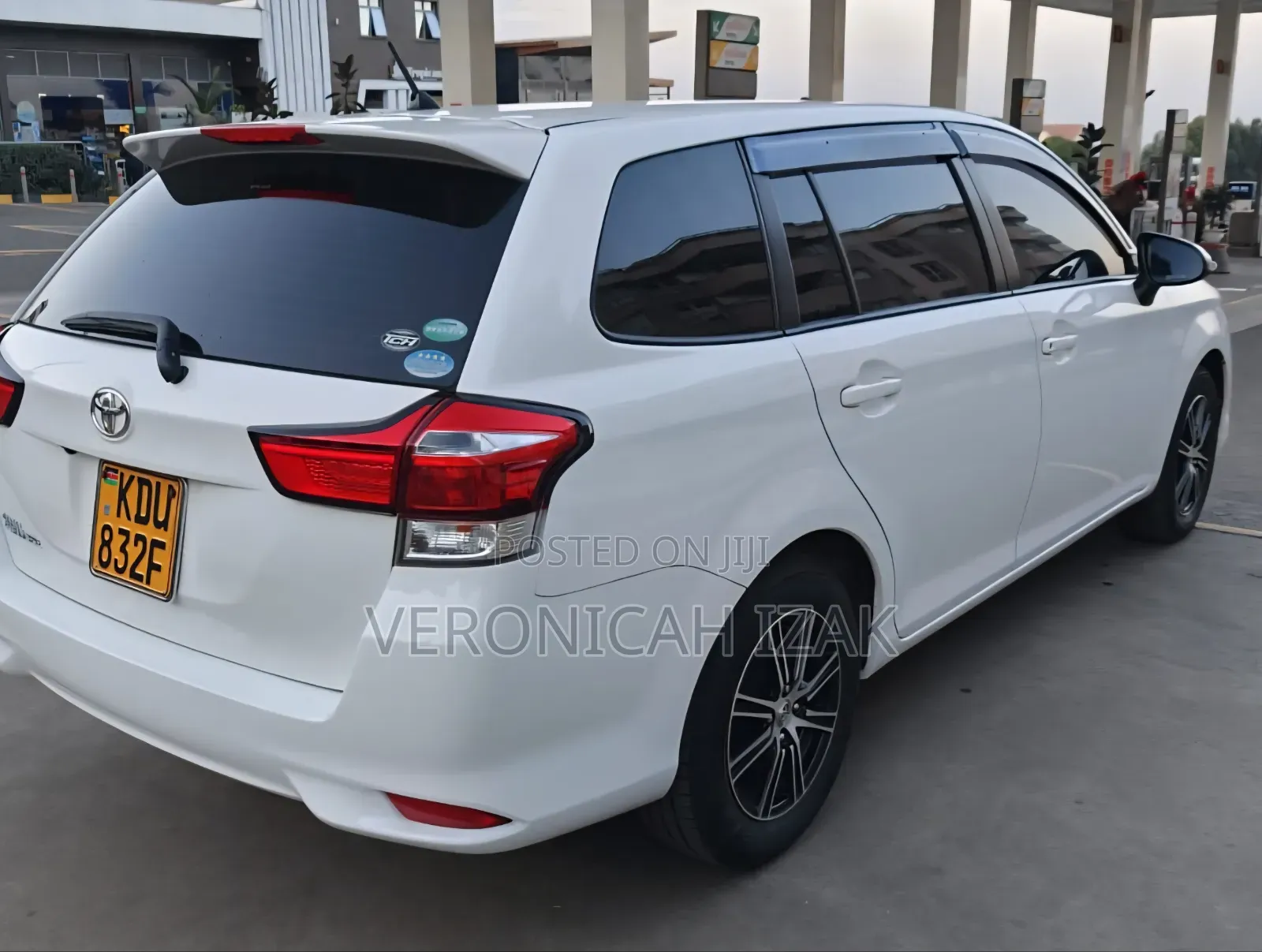 Toyota Corolla Fielder 2019 White