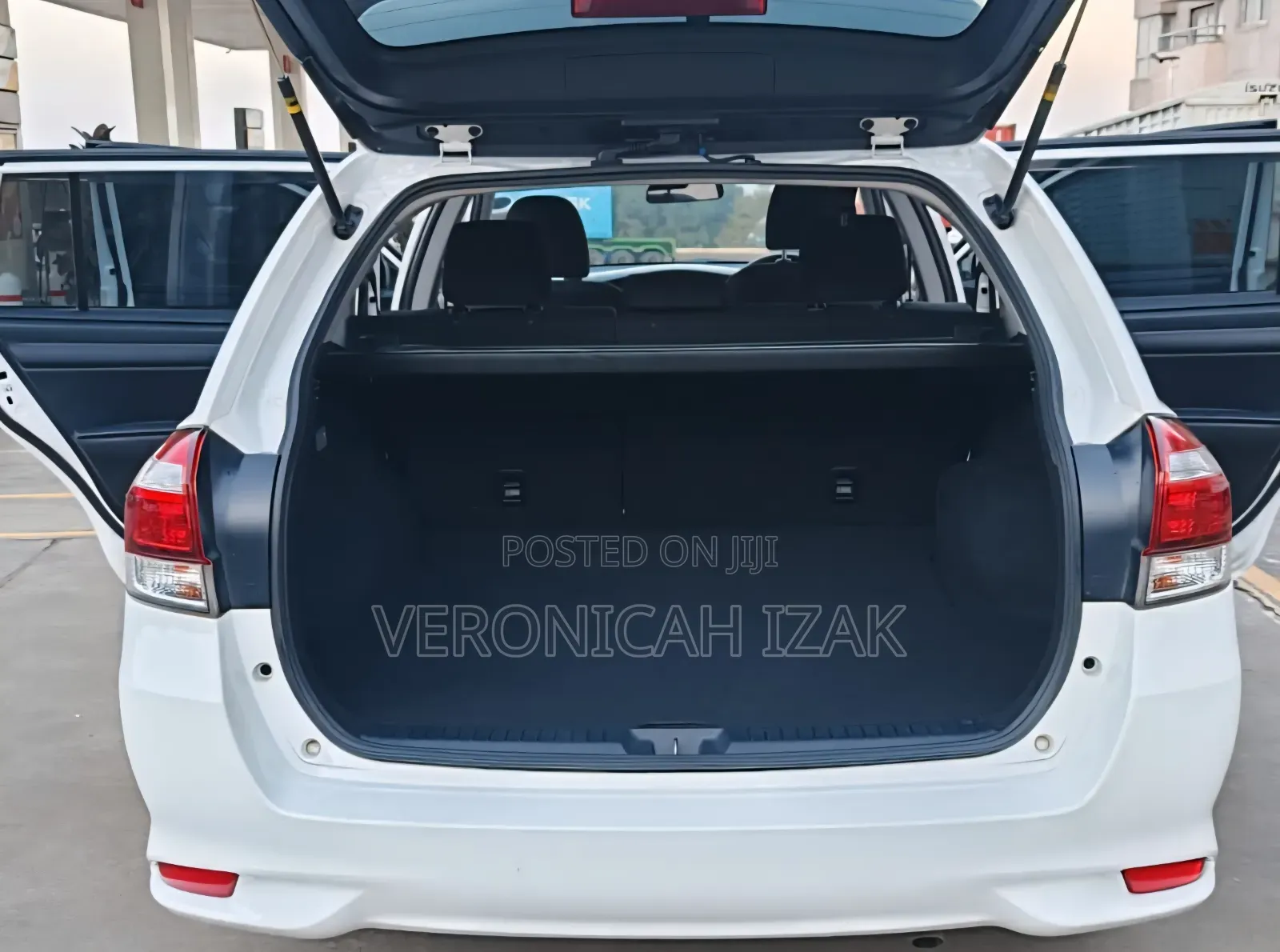 Toyota Corolla Fielder 2019 White