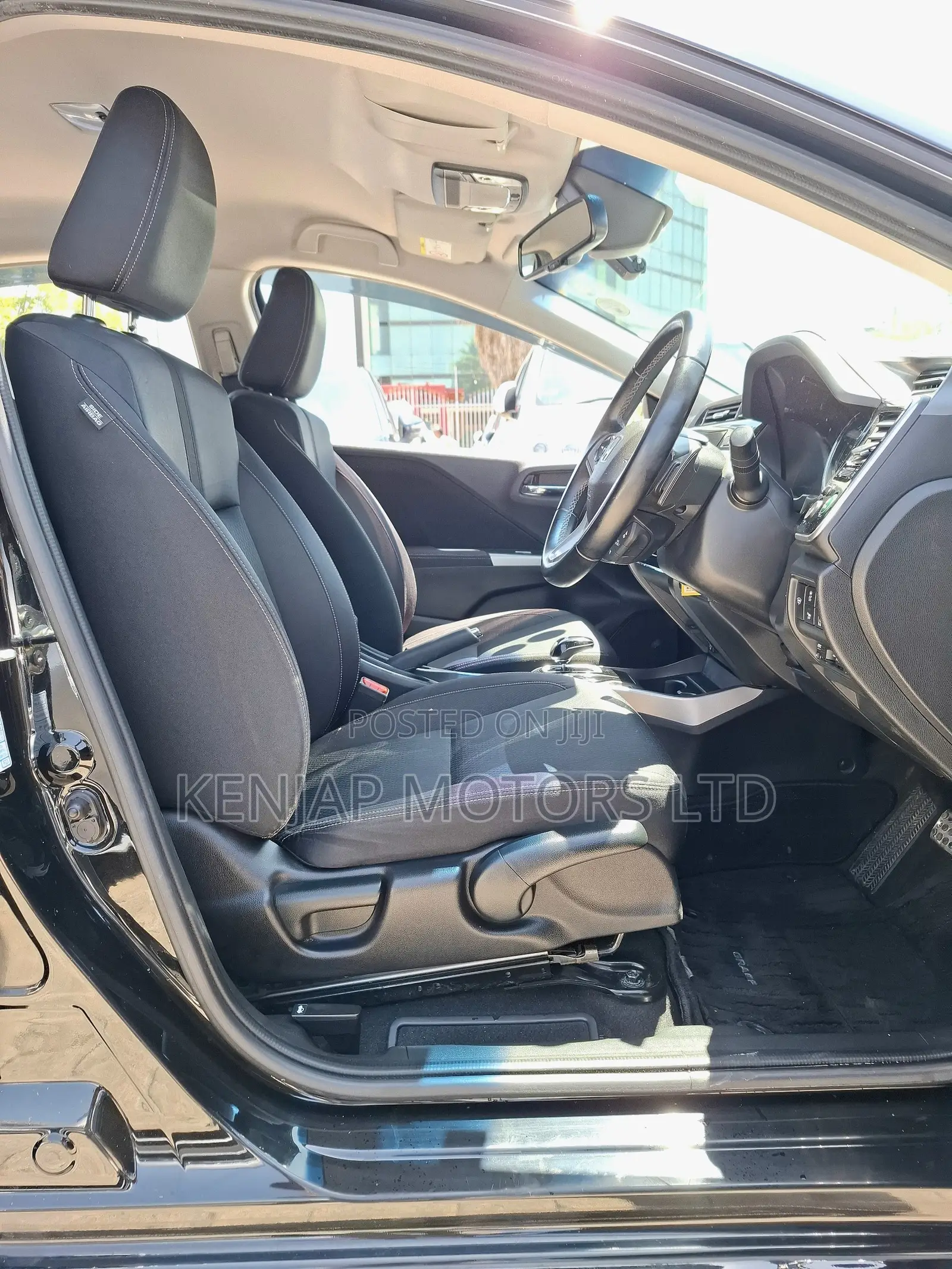 Honda Grace 2019 Black