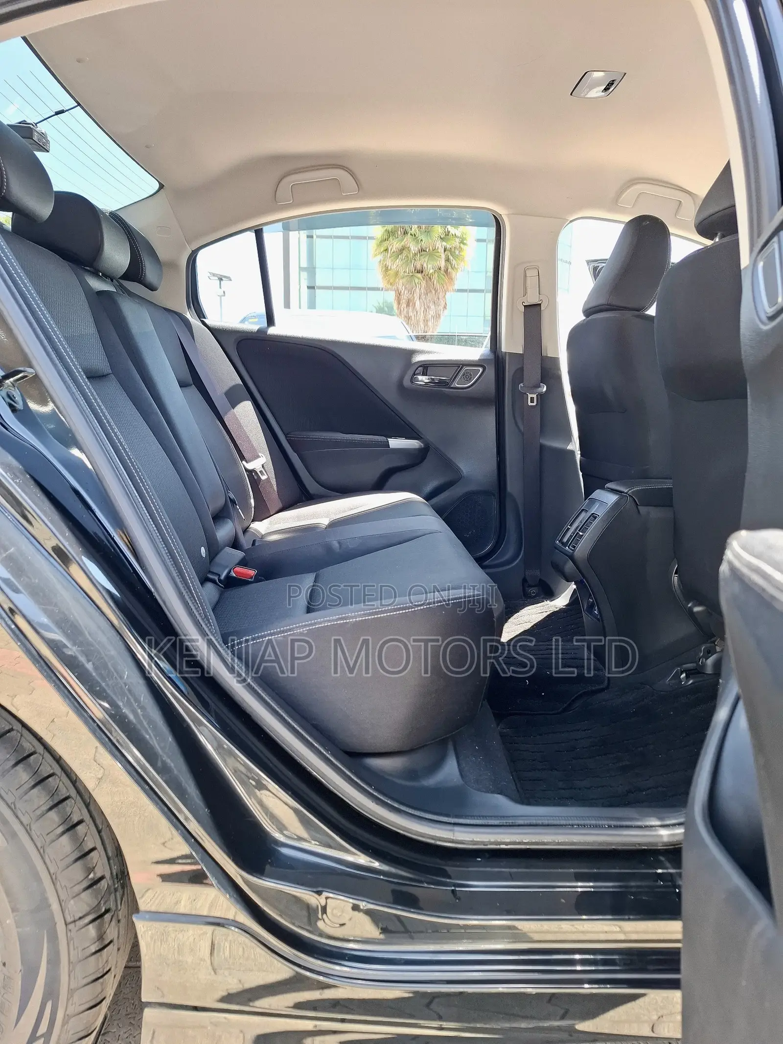 Honda Grace 2019 Black