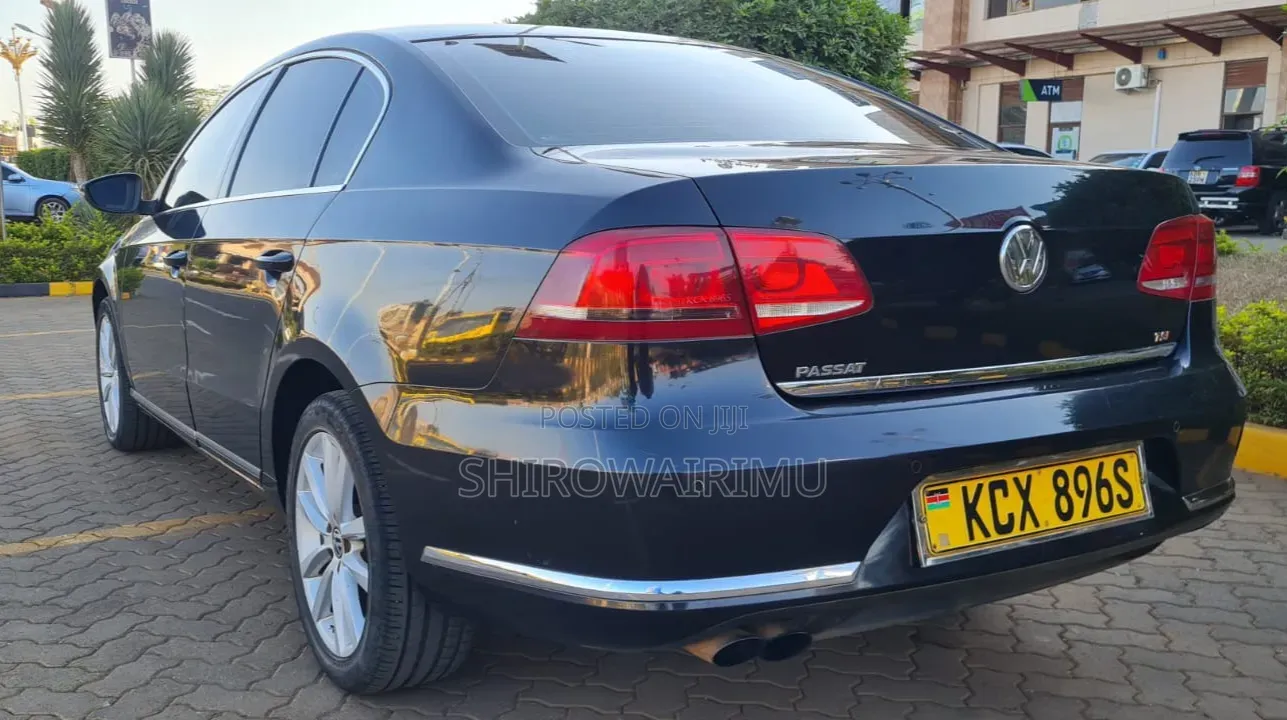 Volkswagen Passat 2013 Black