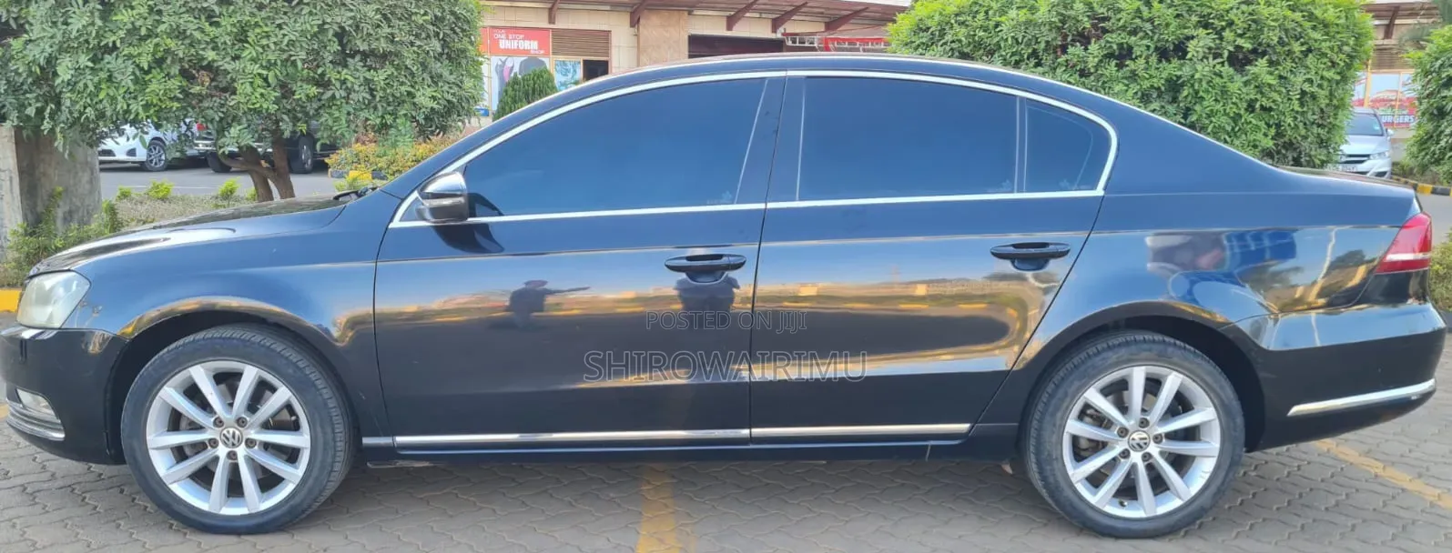 Volkswagen Passat 2013 Black