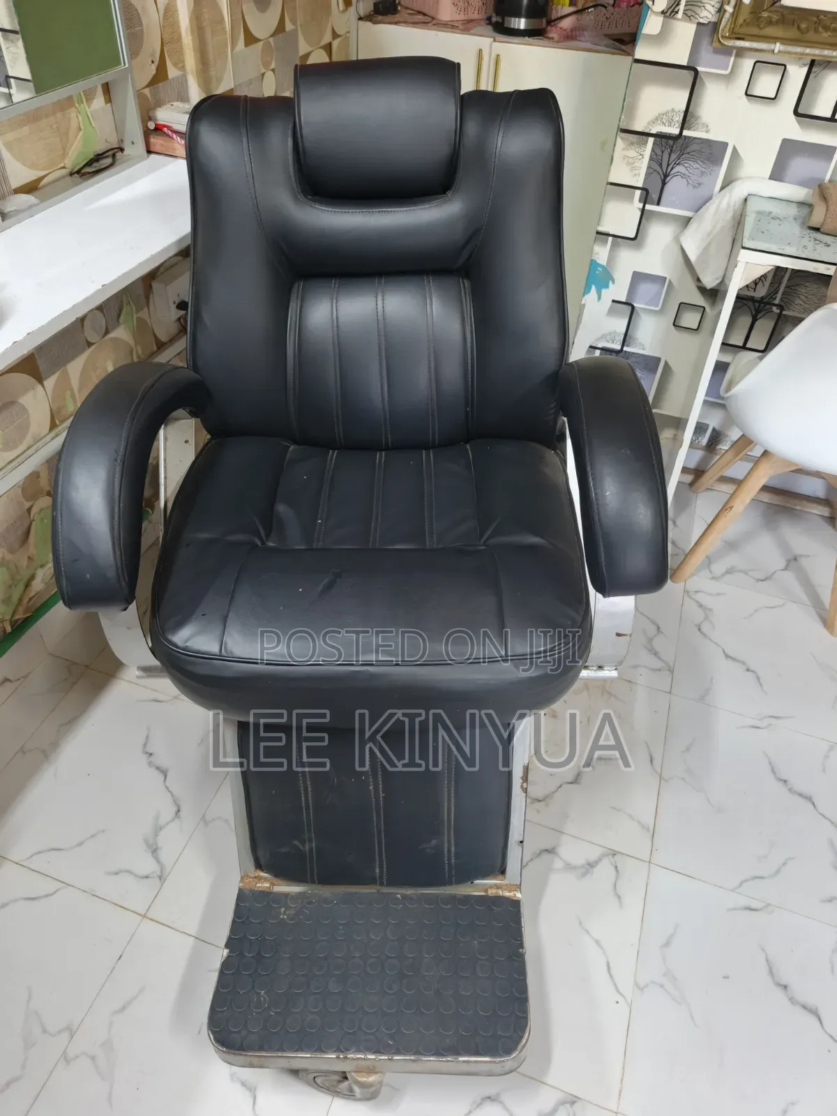 Barber/Kinyozi Chair