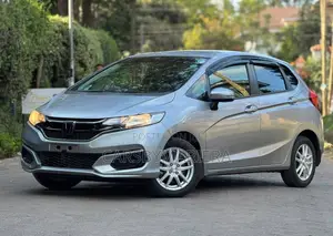 Honda Fit 2019 Silver