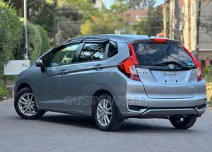 Honda Fit 2019 Silver