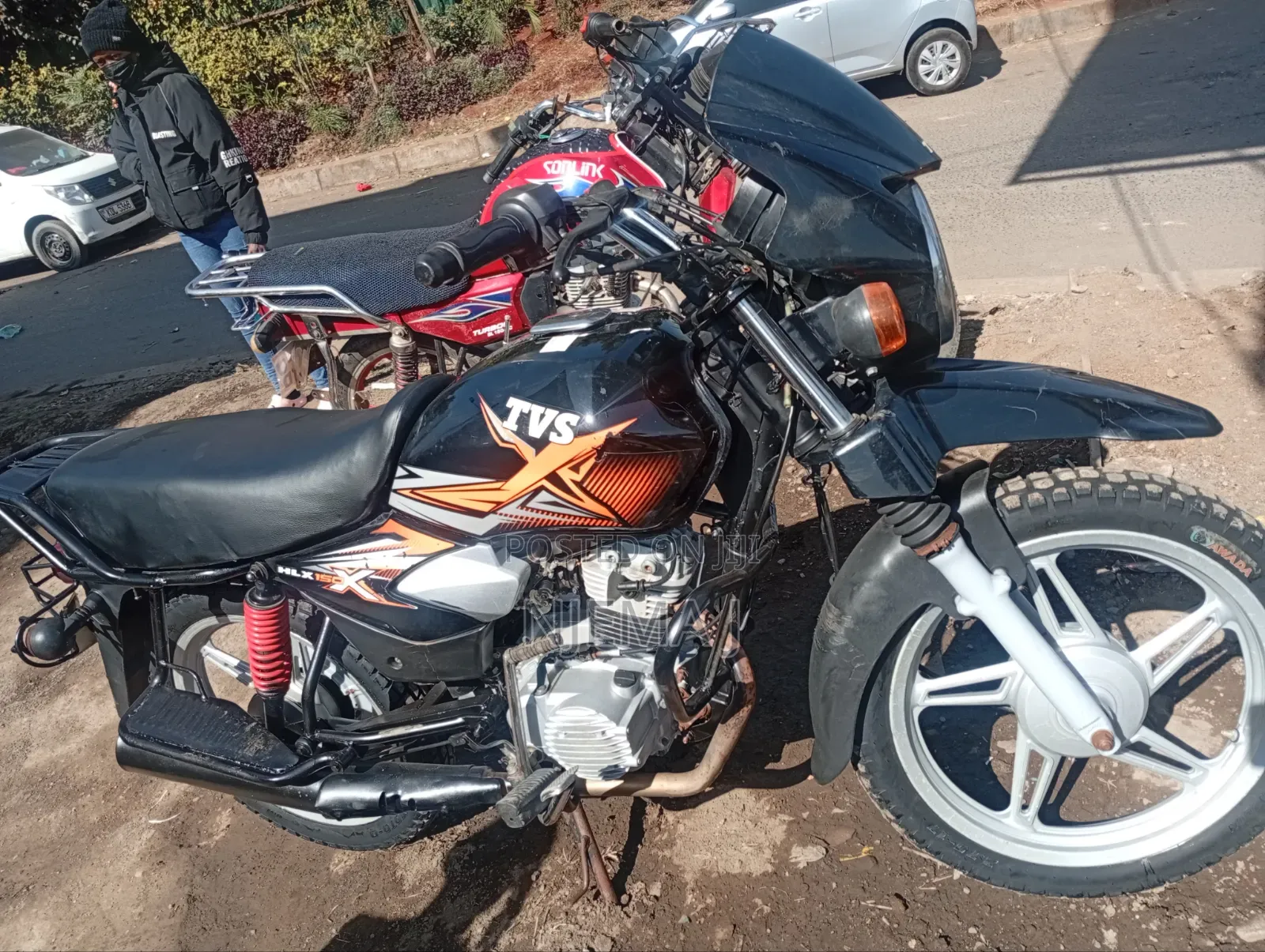 TVS HLX Plus ES 2025 Red