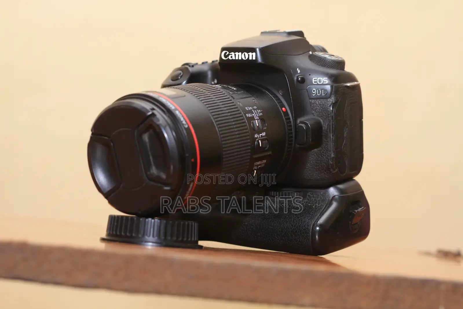 Canon 90d Body, Battery Grip, Canon Ef 100mm F2.8 and 2 Batteries