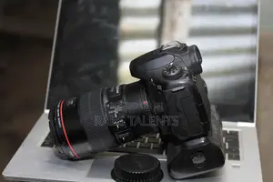 Canon 90d Body, Battery Grip, Canon Ef 100mm F2.8 and 2 Batteries