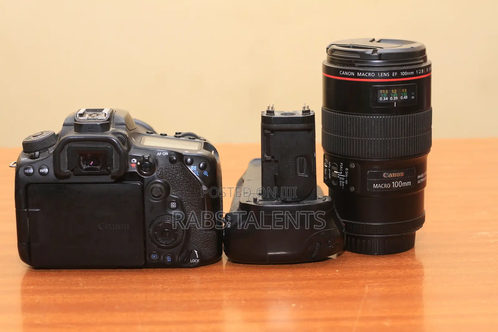 Canon 90d Body, Battery Grip, Canon Ef 100mm F2.8 and 2 Batteries