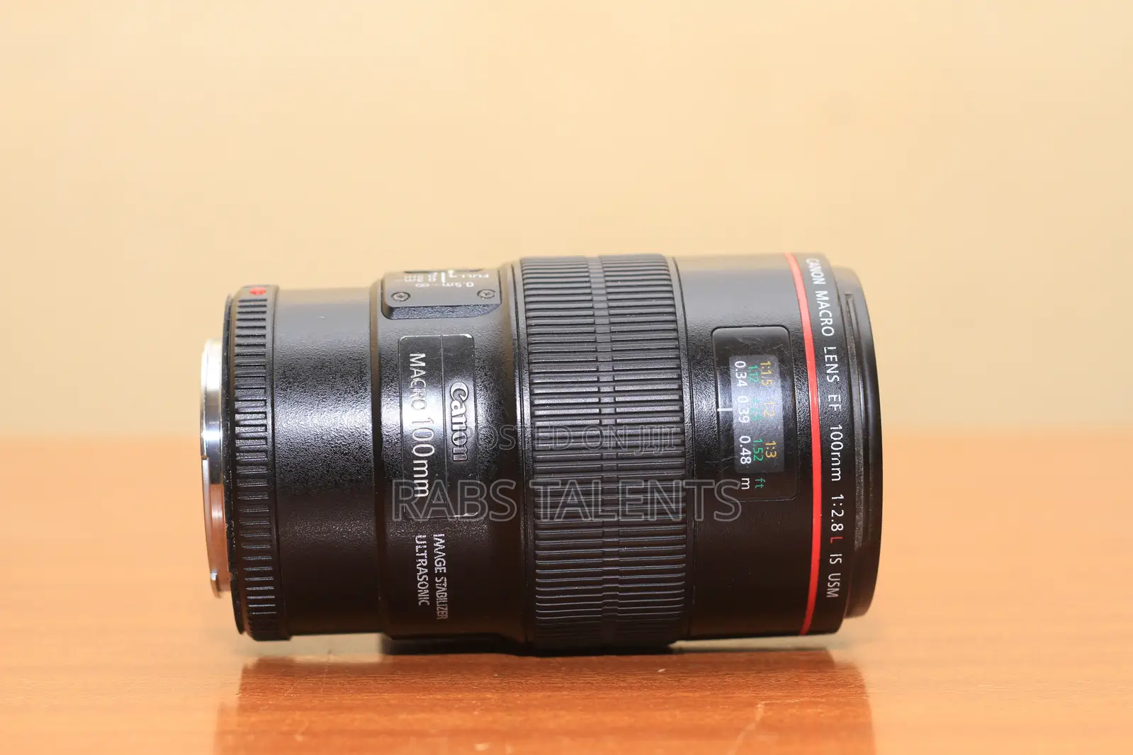 Canon 90d Body, Battery Grip, Canon Ef 100mm F2.8 and 2 Batteries