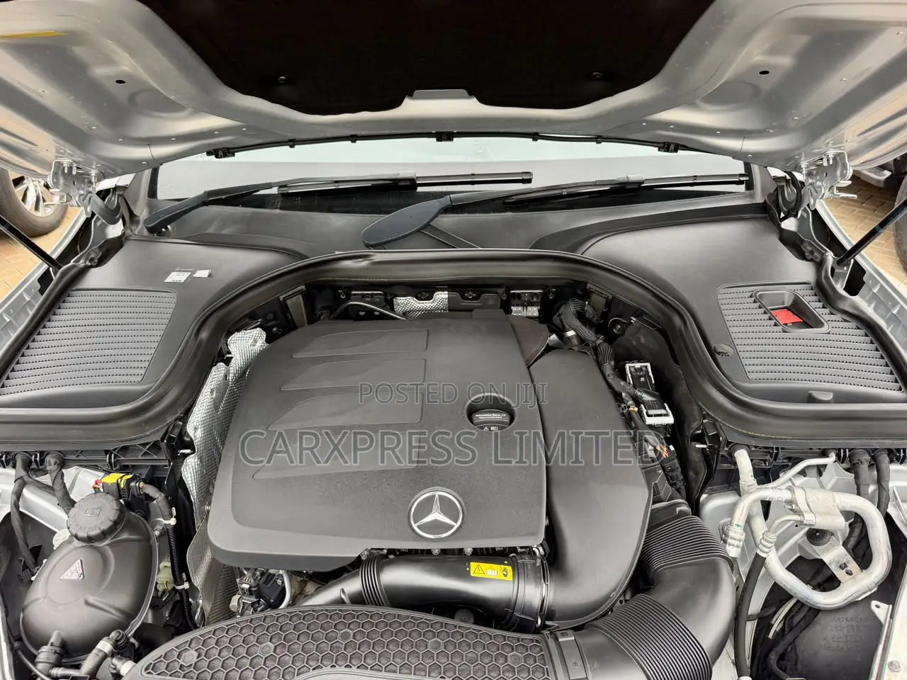 Mercedes-Benz GLC-Class 2019 Silver