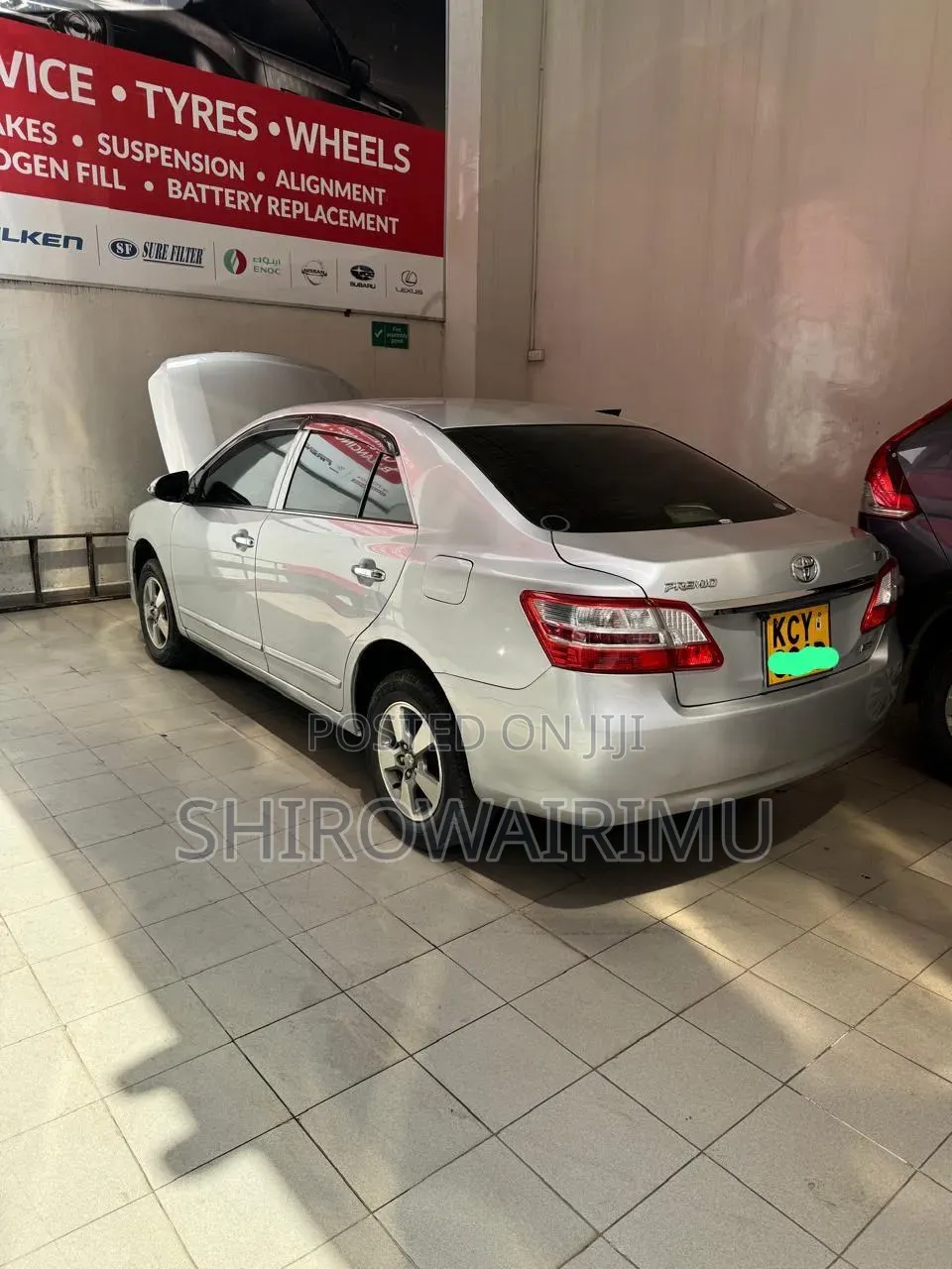 Toyota Premio 2013 Silver