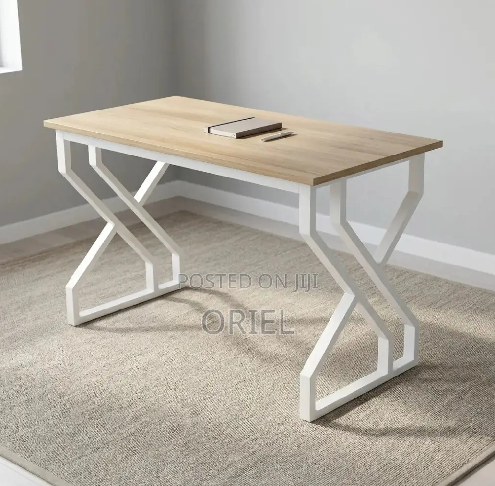 Office Desk : Modern Generic Computer Desk