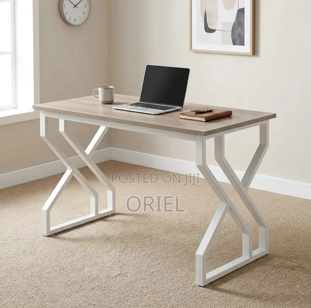 Office Desk : Modern Generic Computer Desk