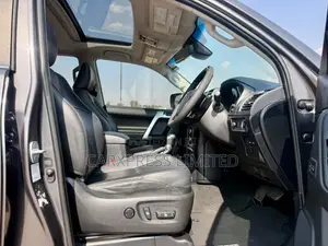 Toyota Land Cruiser Prado 2.8 2020 Gray