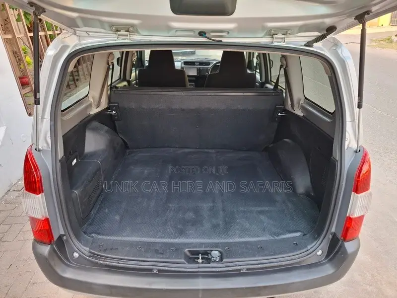 Toyota Succeed 2019 Silver