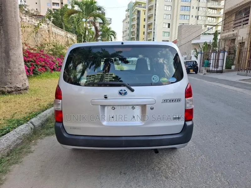 Toyota Succeed 2019 Silver