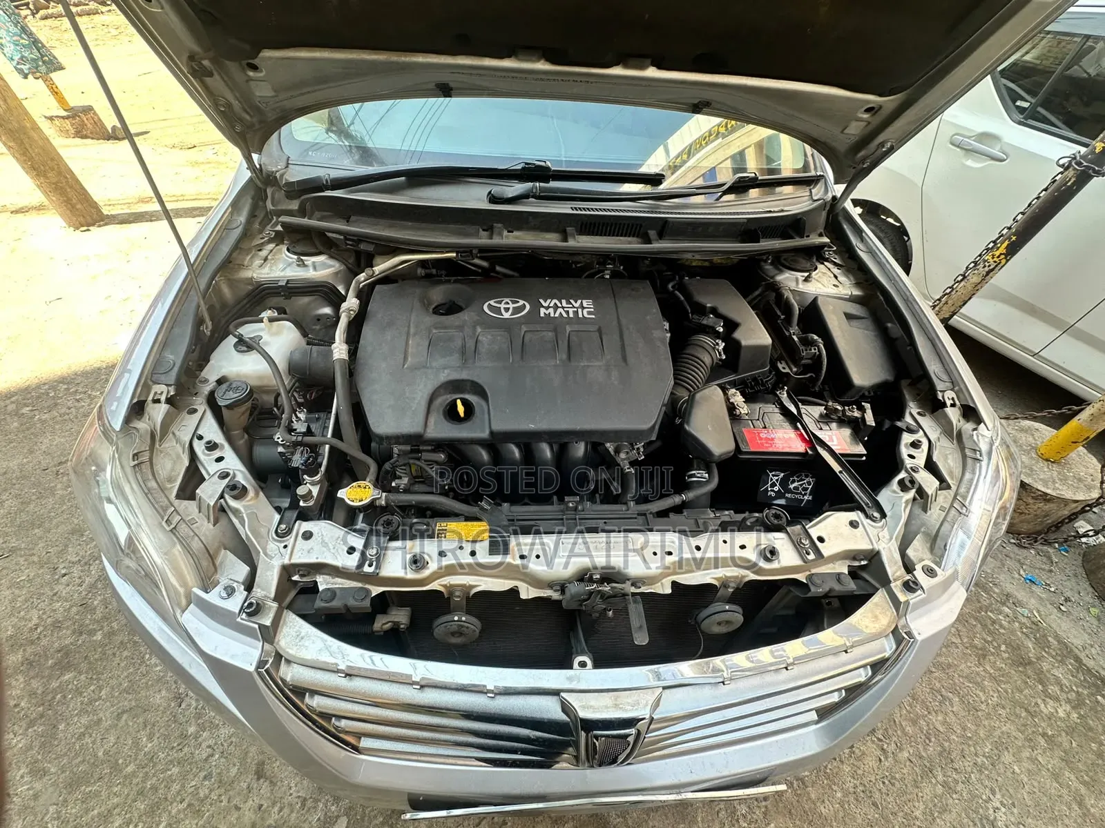 Toyota Premio 2013 Silver