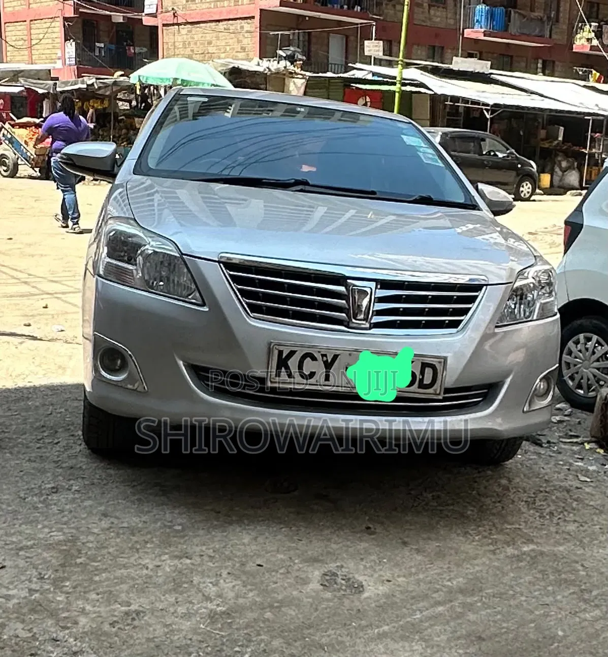 Toyota Premio 2013 Silver