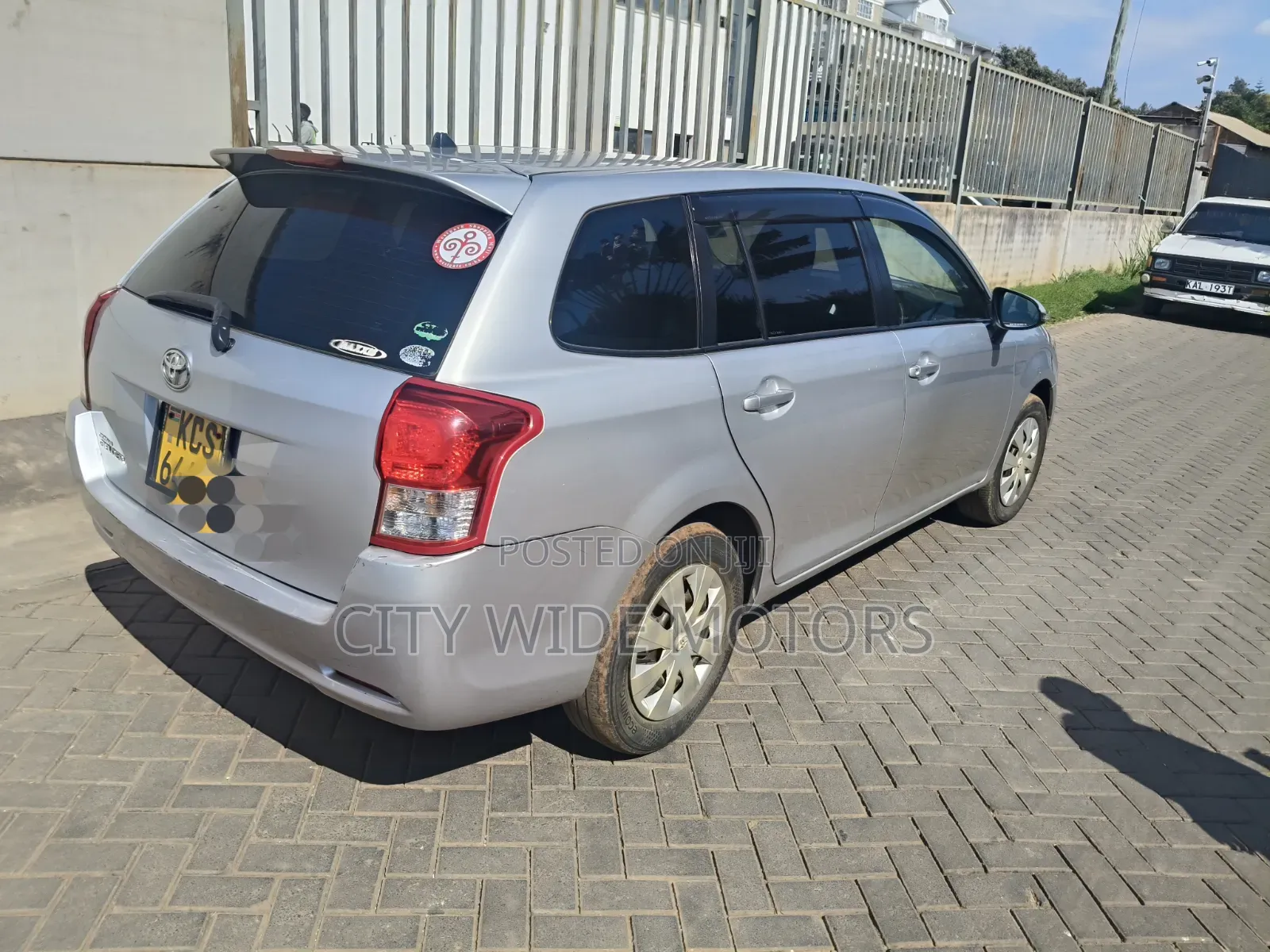 Toyota Corolla Fielder 2012 Silver