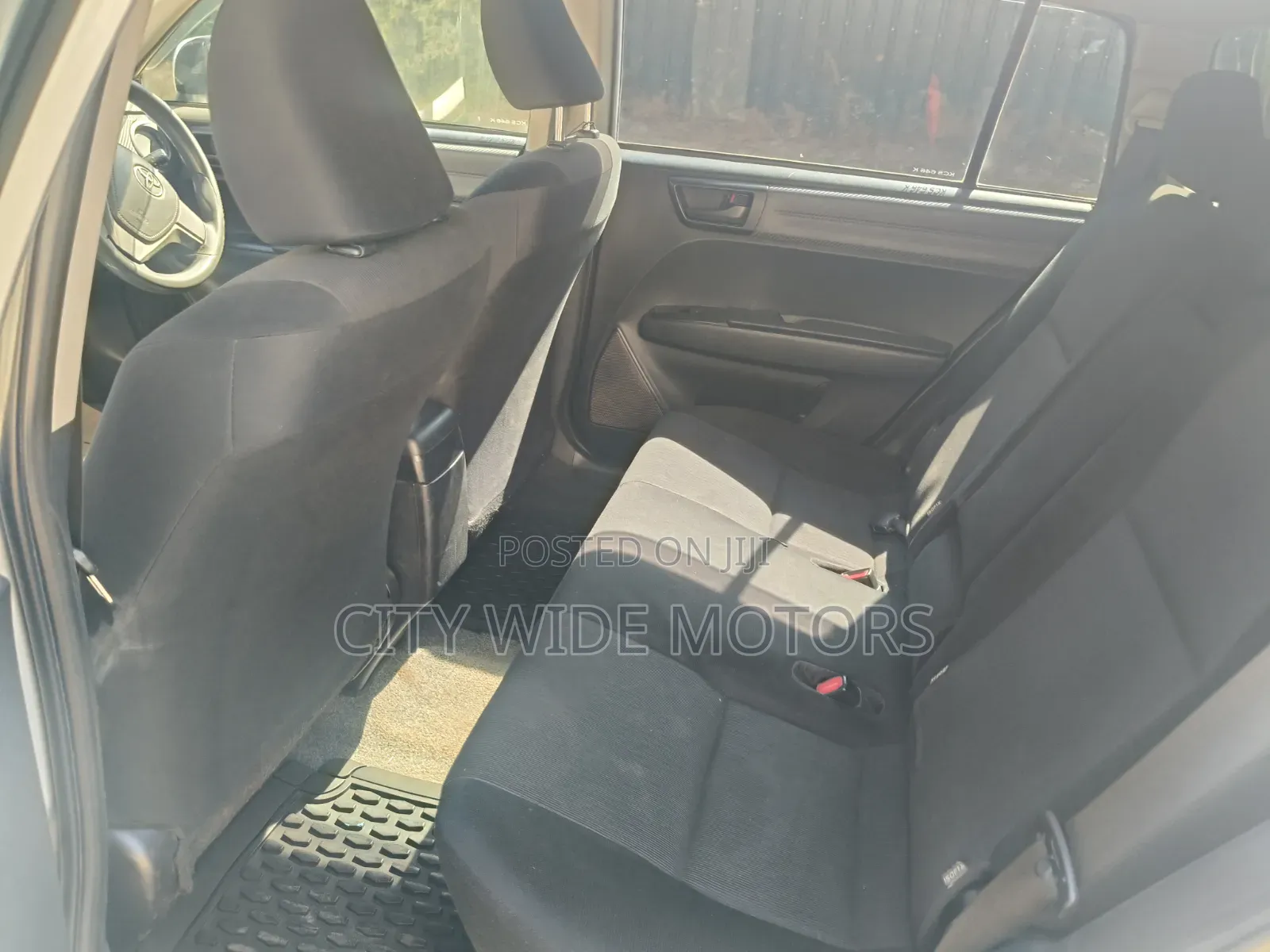 Toyota Corolla Fielder 2012 Silver
