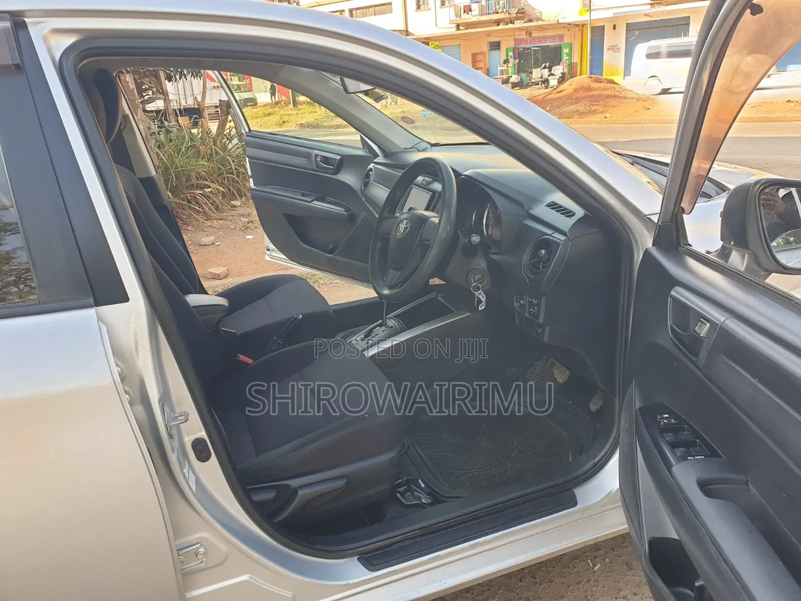 Toyota Corolla Fielder 2016 Silver