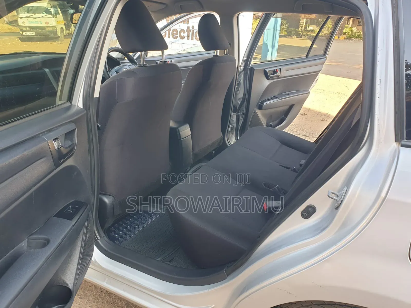 Toyota Corolla Fielder 2016 Silver