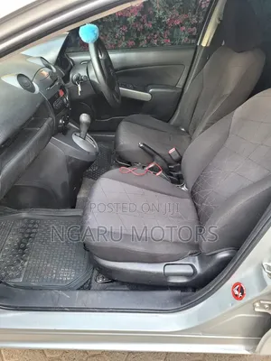 Mazda Demio 2012 Silver