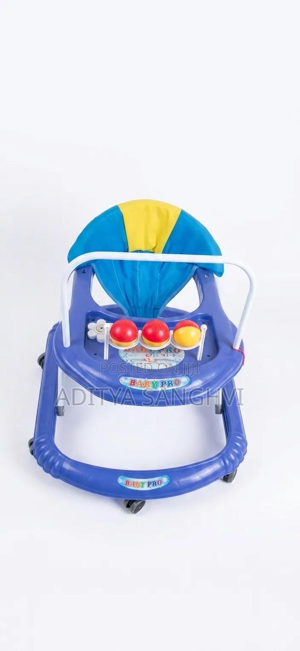 Baby Walker - thumbnail 3
