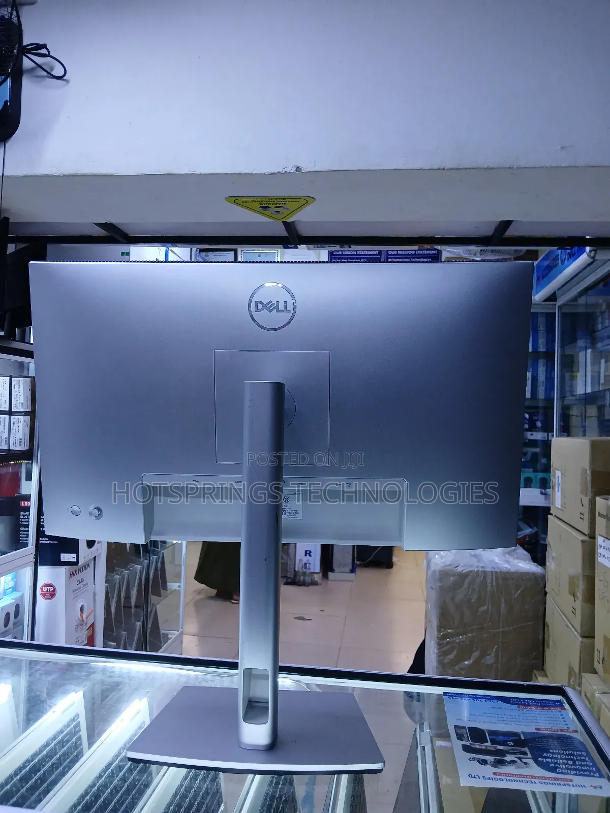 Dell U2424H
24-Inch Frameless Monitor 
Up to 120Hz Refresh Rate