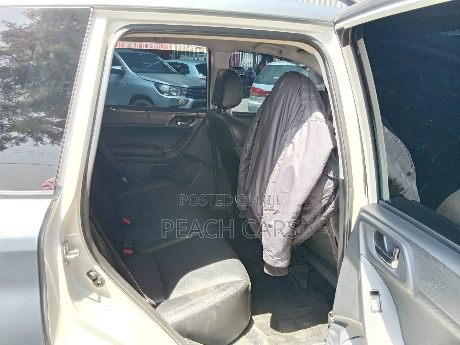 Subaru Forester 2017 Silver