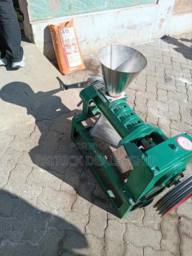 Heavy Duty Screw Oil Pressing Machine