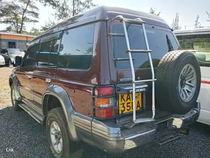 Mitsubishi Pajero 1996 Maroon