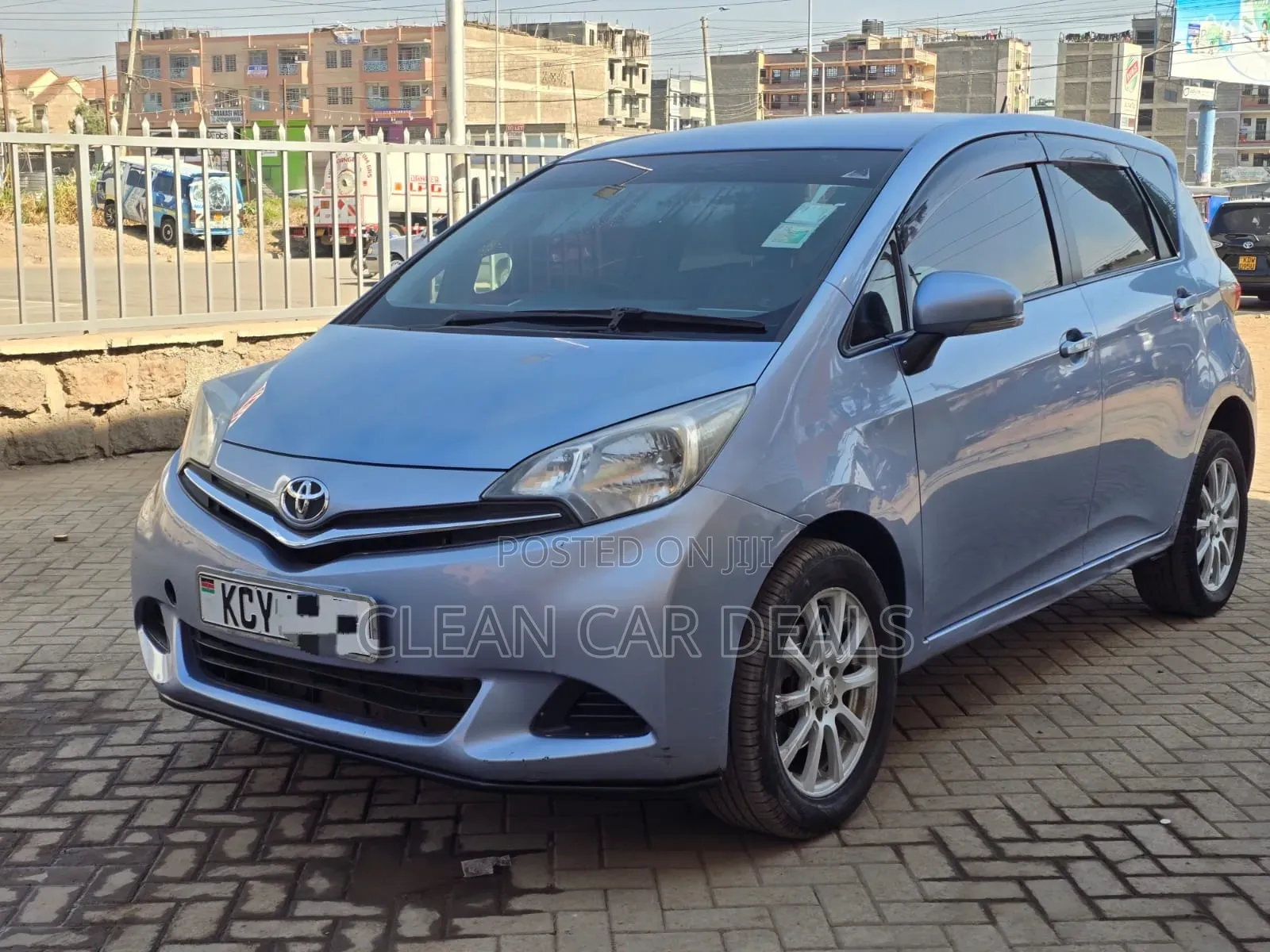 Toyota Ractis 2013 Blue