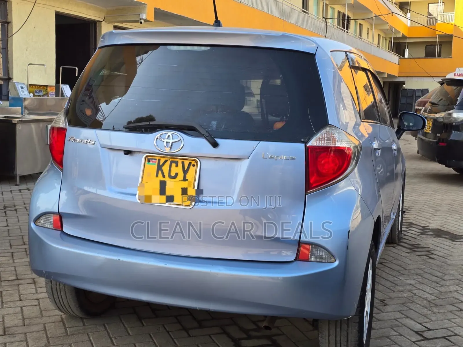 Toyota Ractis 2013 Blue
