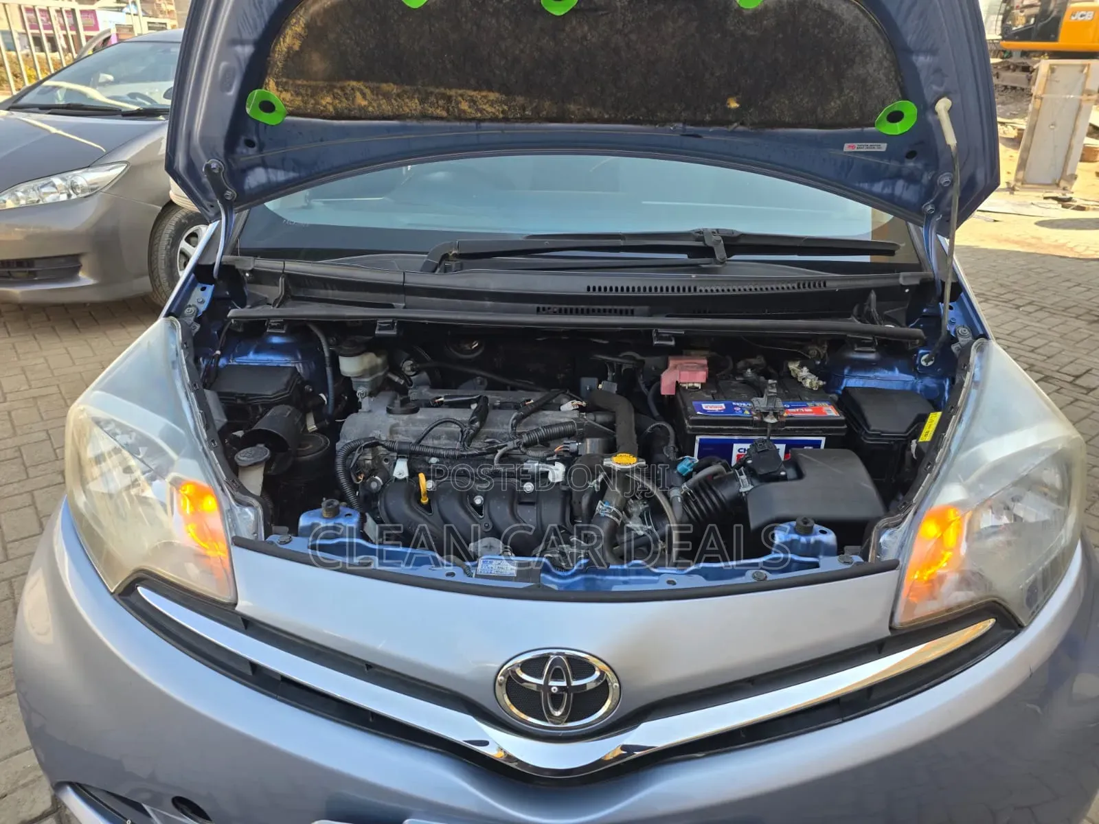Toyota Ractis 2013 Blue