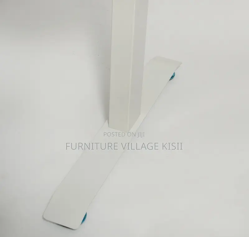 Office Furniture: Adjustable Generic Office Desk