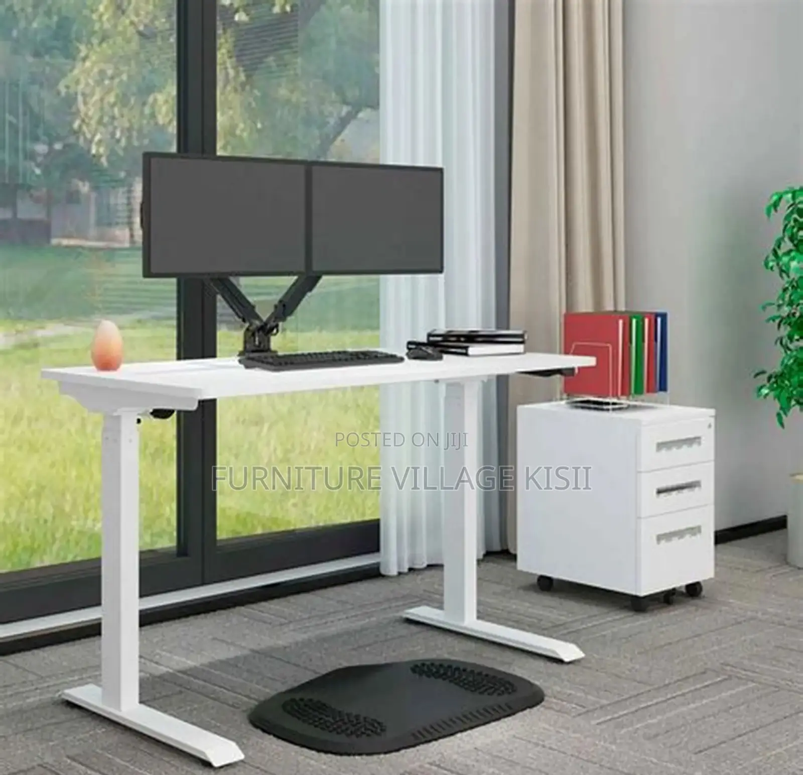 Office Furniture: Adjustable Generic Office Desk