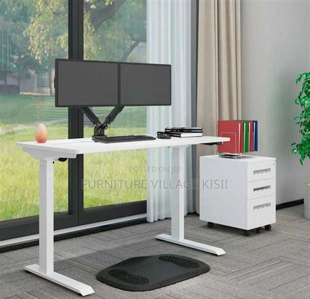 Office Furniture: Adjustable Generic Office Desk - thumbnail 9