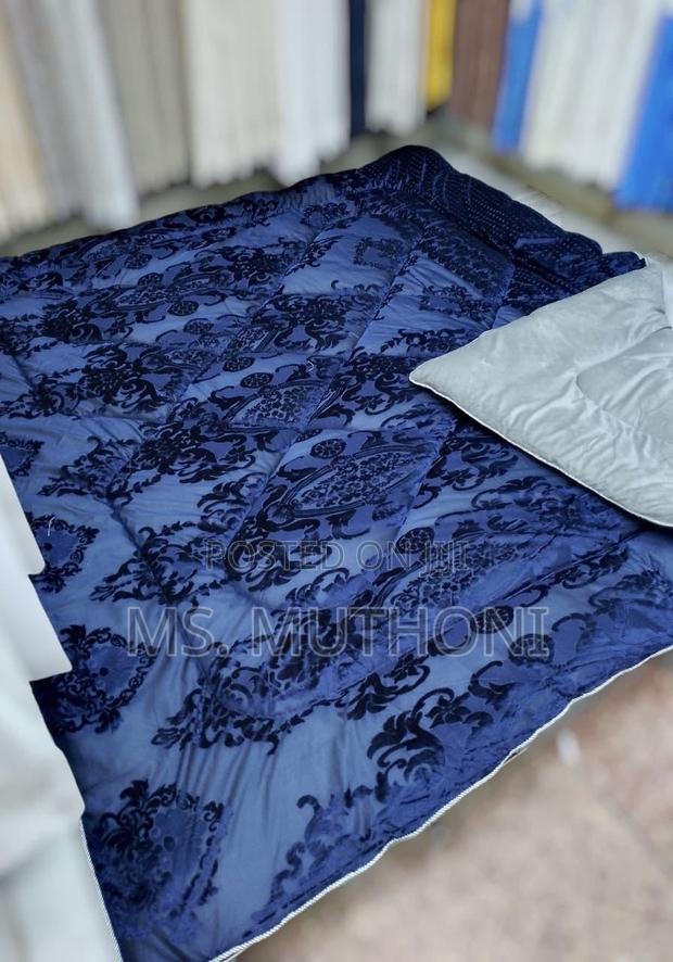 6-Piece Premium Silk Duvet Sets. - thumbnail 2