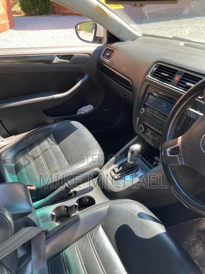 Volkswagen Jetta 2013 White