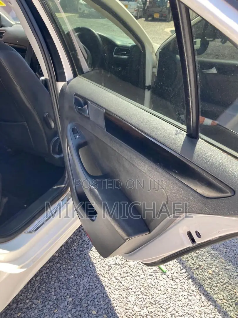 Volkswagen Jetta 2013 White