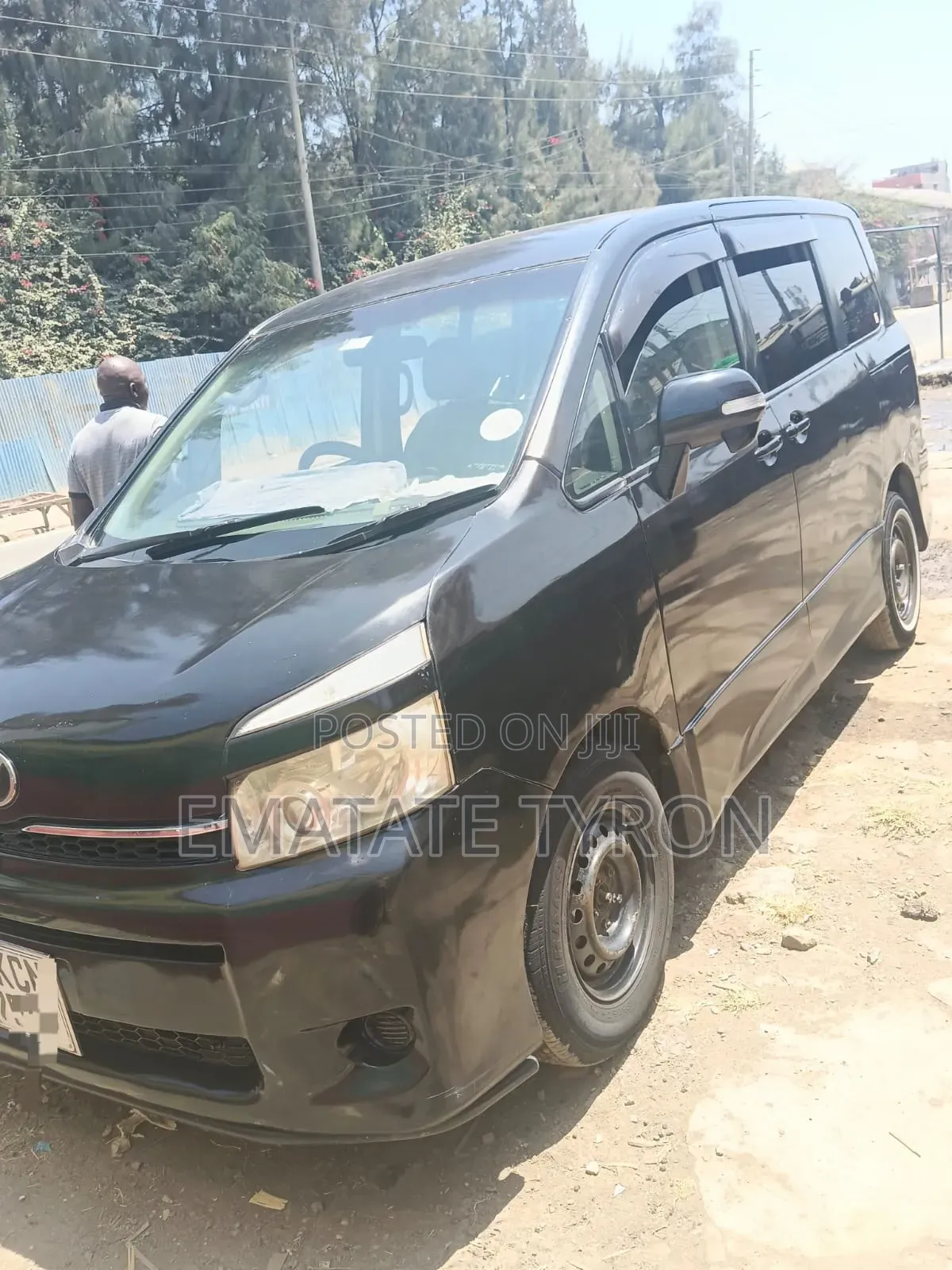 Toyota Voxy 2010 Gray