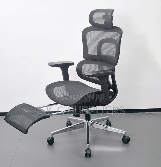 Executive Full Mesh Chair With Footrest - thumbnail 2