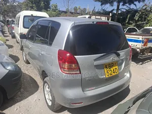 Toyota Corolla Spacio 2005 Silver