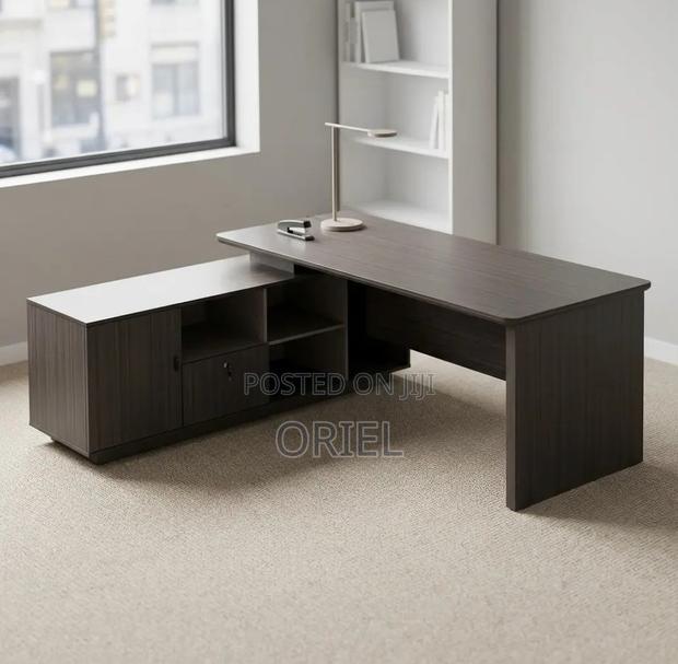 Office Desk : 1.6m Manager’s Modern Office Desk - thumbnail 9