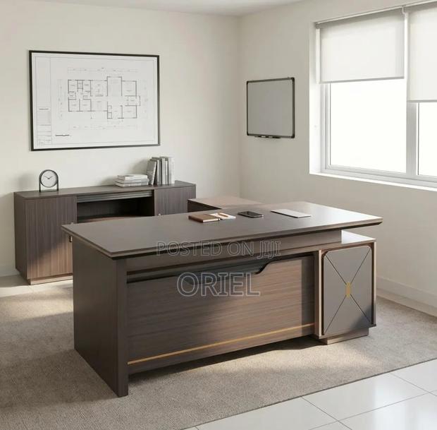 Office Desk : 1.6m Manager’s Modern Office Desk - thumbnail 11